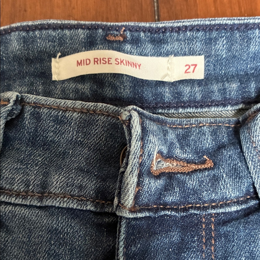Women's Blue Straight Leg Jeans
